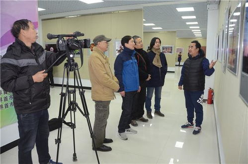 光影交融，創意無限——2018年邯鄲創意攝影作品交流展界首綻放